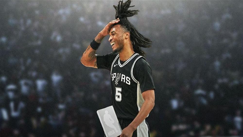 关于阿森纳观众热烈欢呼！，莱万多夫斯基迎来二十赛季出色发挥比赛高潮迭起的信息开云体育平台登录